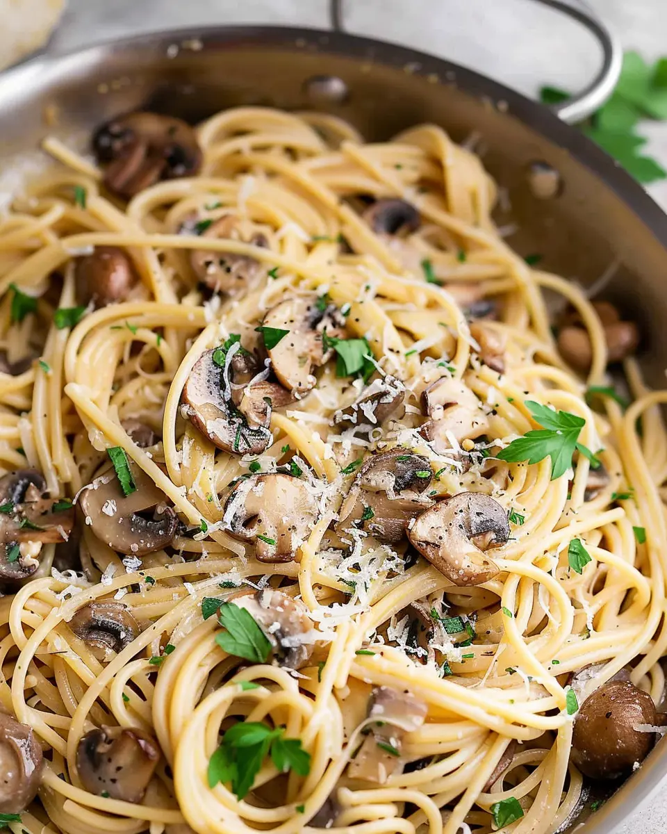 Garlic Butter Mushroom Pasta: A Simple Indulgence You’ll Love